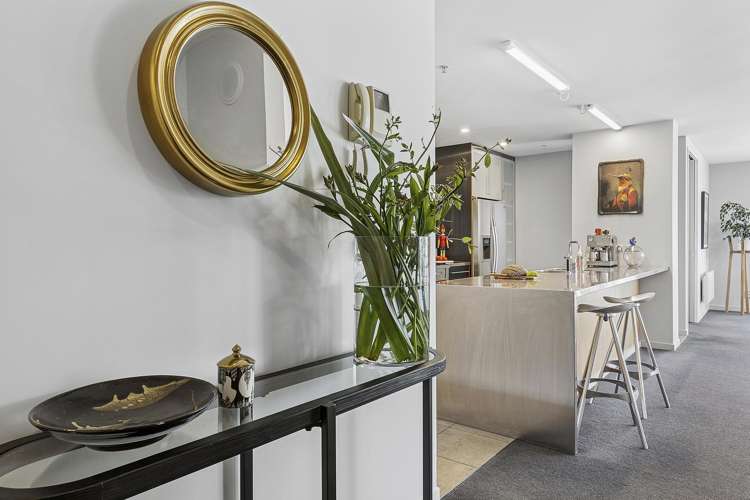 2a/22 Telford Terrace Oriental Bay_16