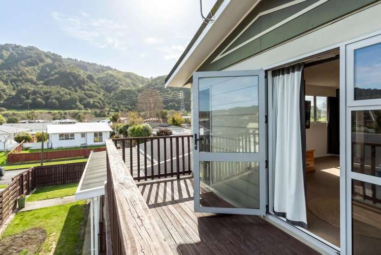 14 Harvard Grove Upper Hutt_25