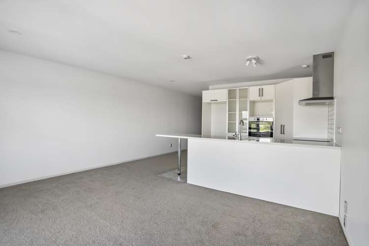 18/5 Cook Street Howick_11