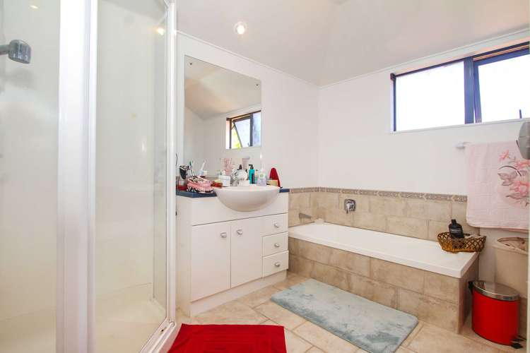 3 San Ambrosio Rise Henderson_18