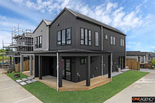 Brand New 4 Bedrooms Corner Family Home