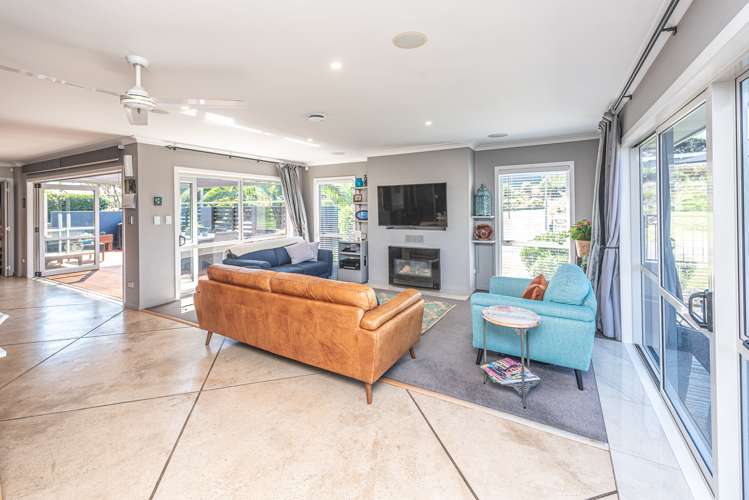 18 Golf Vue Place Castlecliff_12