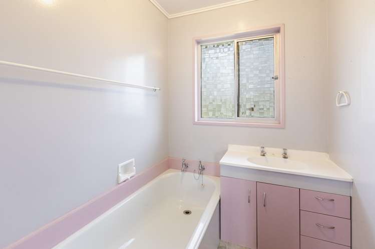 9 Coventry Avenue Tamatea_12