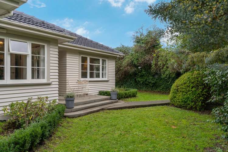 17 Lansdowne Crescent Masterton_11