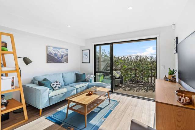 8/35 Garadice Road Rothesay Bay_1