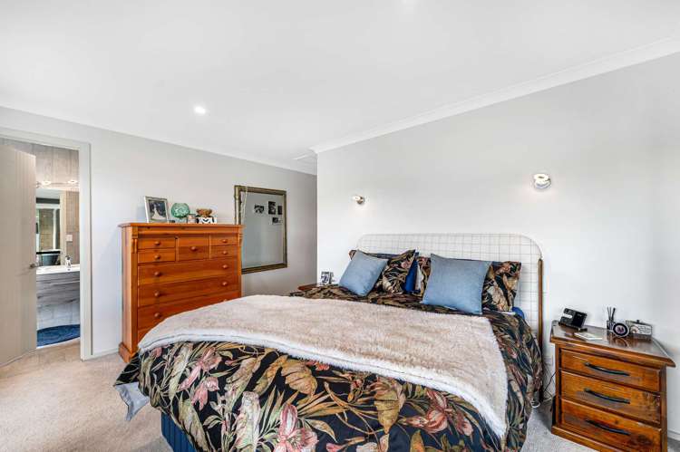 45 Golf Vue Place Castlecliff_28
