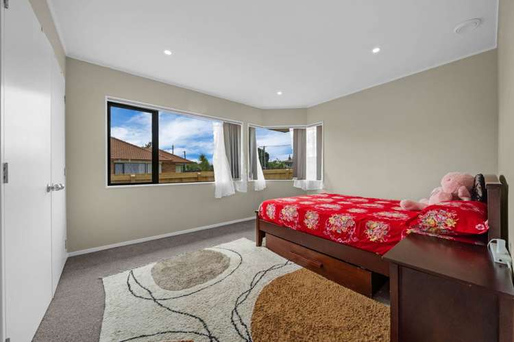 2 Pantera Way Hill Park_17