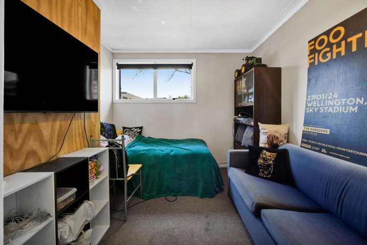 164 Tukapa Street Westown_17