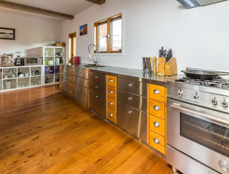 10 Sandys Lane Albert Town_12