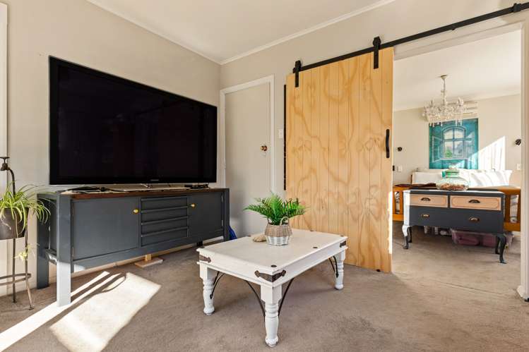 98 Budge Street Riversdale_13