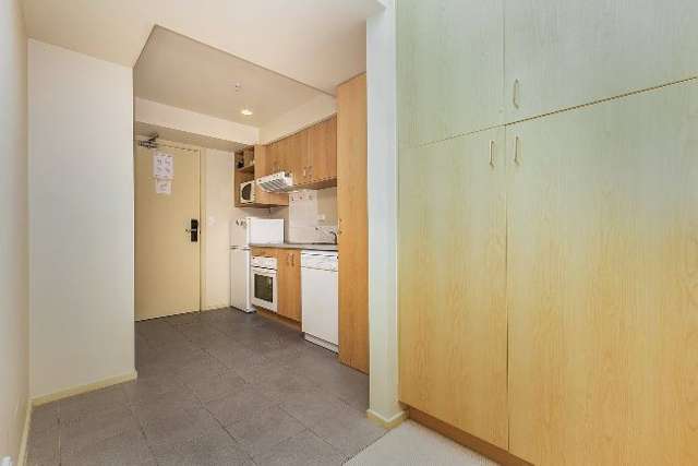 13e/2 Eden Crescent Auckland Central_4