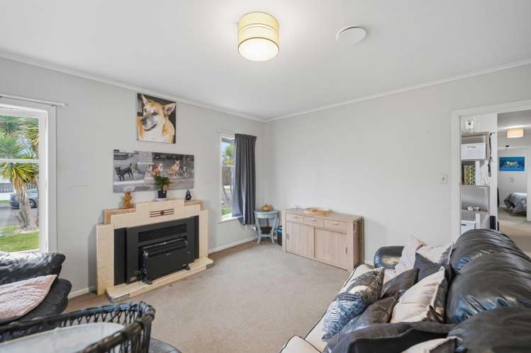 1/1 Edmund Hillary Avenue Papakura_10