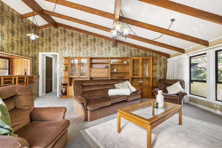 55 Blakeborough Drive Forrest Hill_3