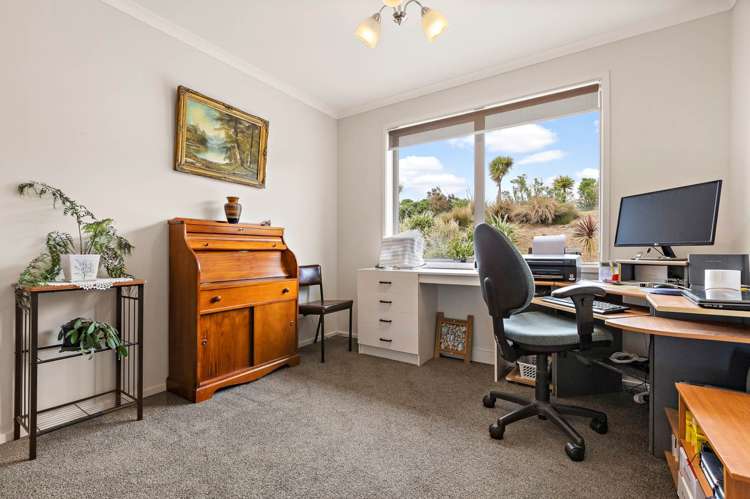 1518 Old North Road Helensville_25