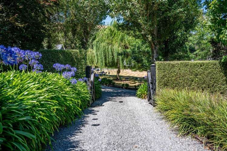 6890 Christchurch Akaroa Road Takamatua_85