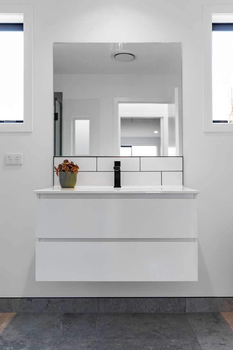 27 Hastings Road Pyes Pa_24