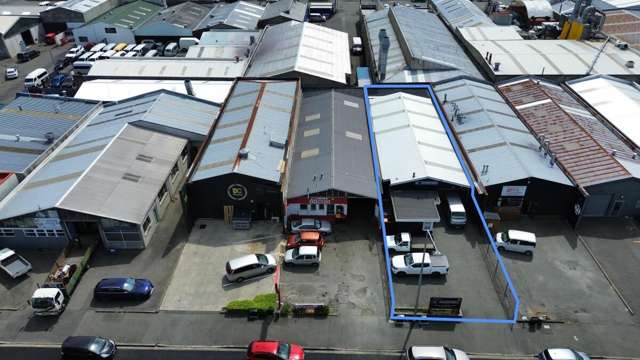 Centrally Located Warehouse