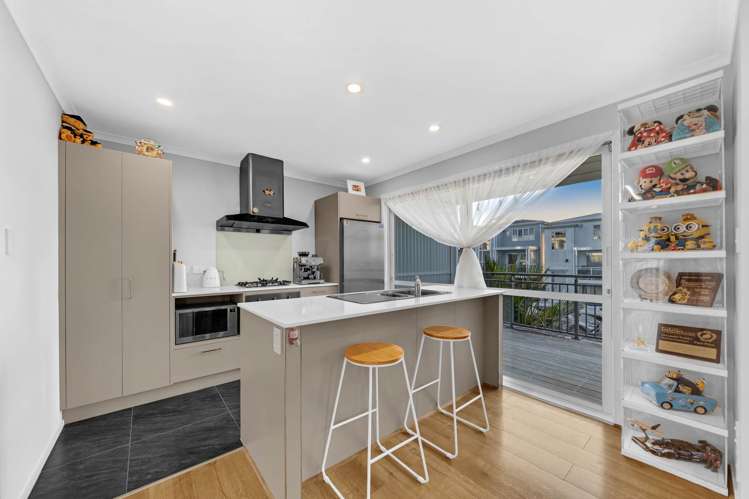 12 Panakenake Way Flat Bush_7