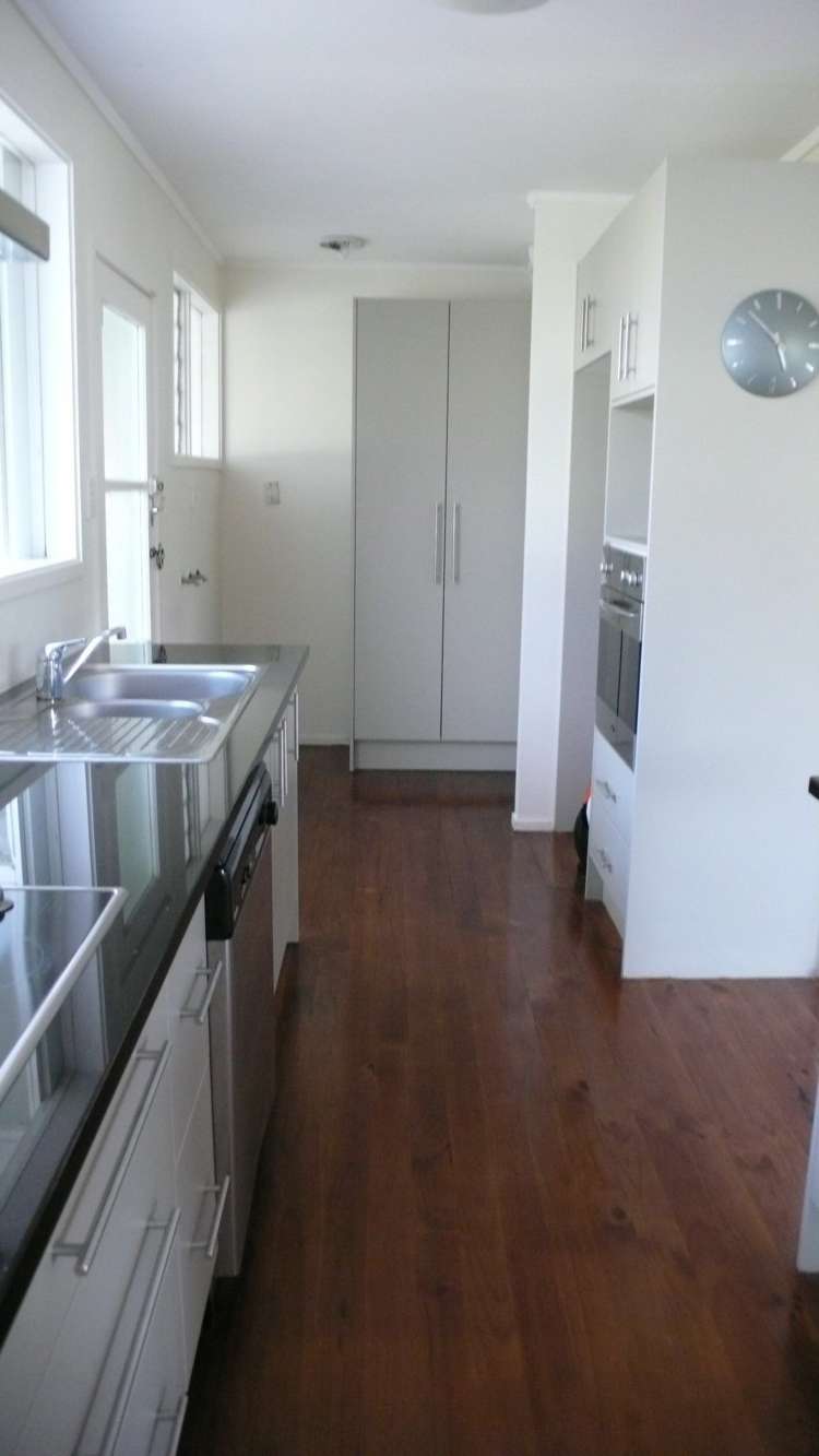 19 Coroglen Avenue Birkenhead_14