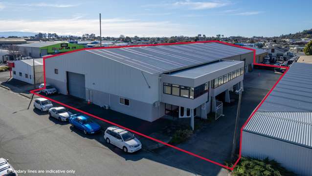 Annesbrook 1,860sqm warehouse with yard