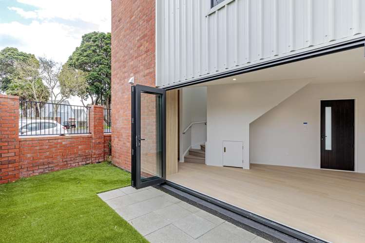 1/124 Taylors Road Mt Albert_1