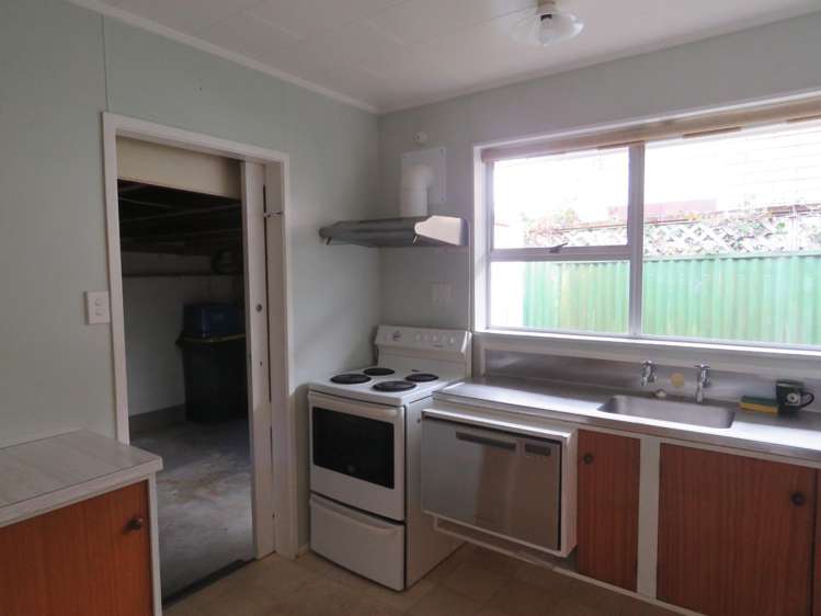 4/6 Karamu Street Strandon_5