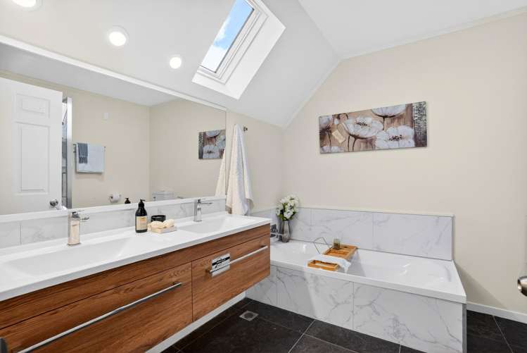 15I Vinograd Drive Te Atatu Peninsula_19