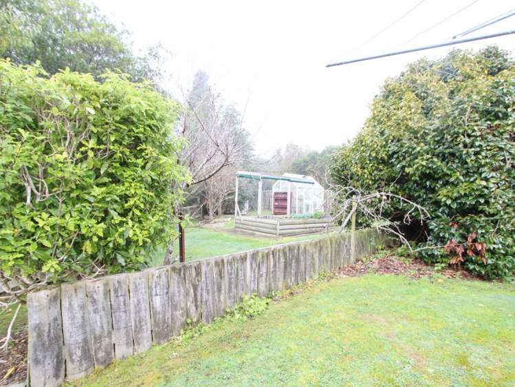 6 Davidson Crescent Pahiatua_12