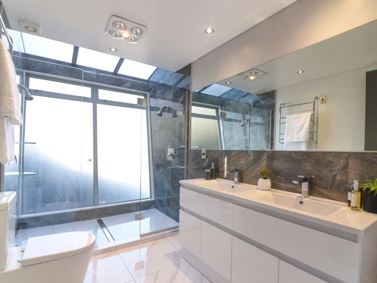 31 Belfast Terrace Queenstown_12