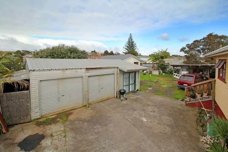 1/6 Wayne Drive Mangere_9