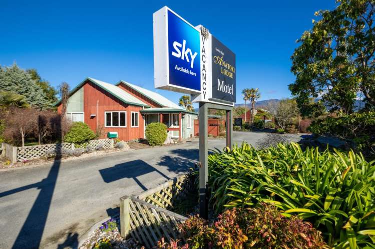 87 Commercial Street Takaka_20