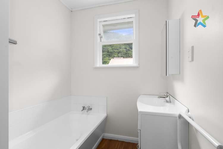 8 Puriri Street Miramar_10