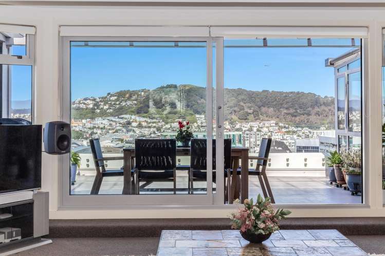 2/227 The Terrace Wellington Central_3