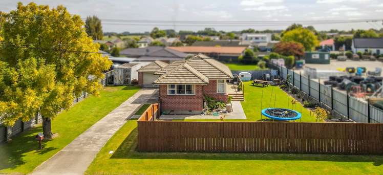 113 High Street Leeston_12