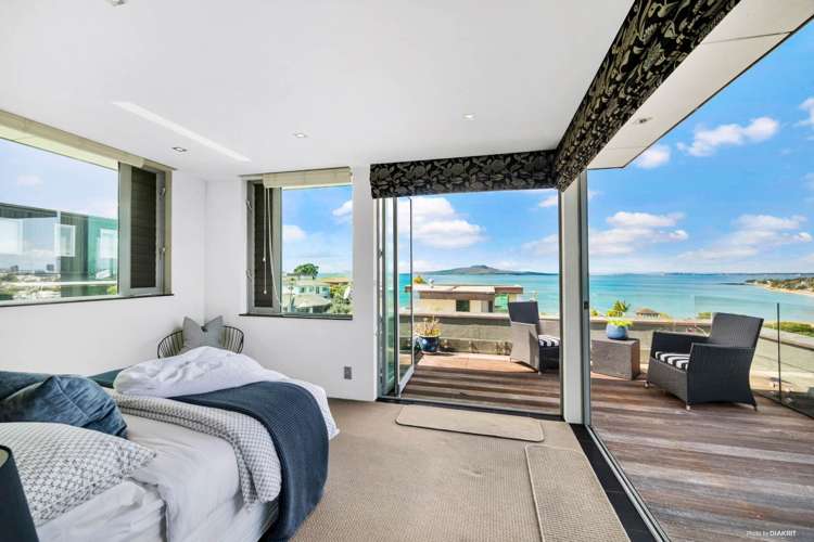 22a Beach Road Castor Bay_19