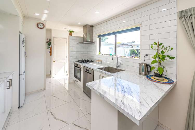 82A Somerset Road Springvale_6