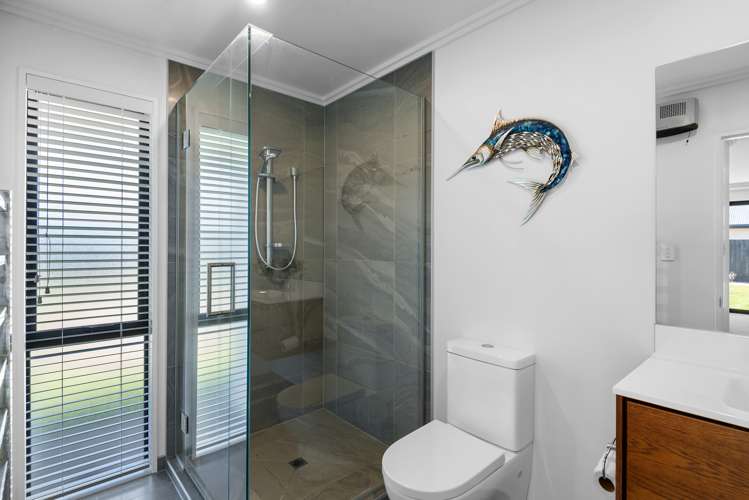 11 Suffolk Drive Kirwee_14