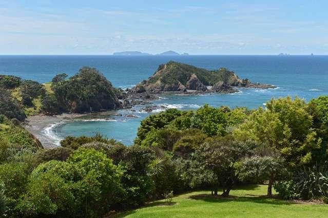 35 Dolphin Place Tutukaka_1