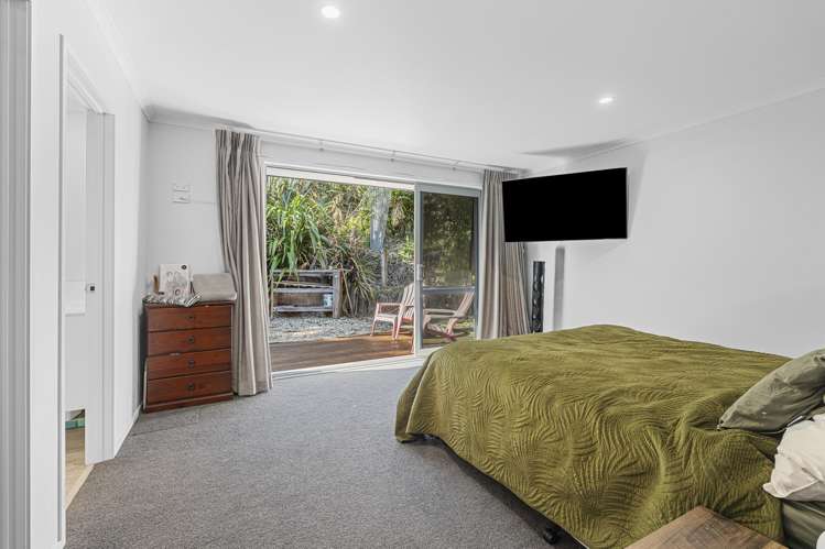 198 Seaview Road Westown_12