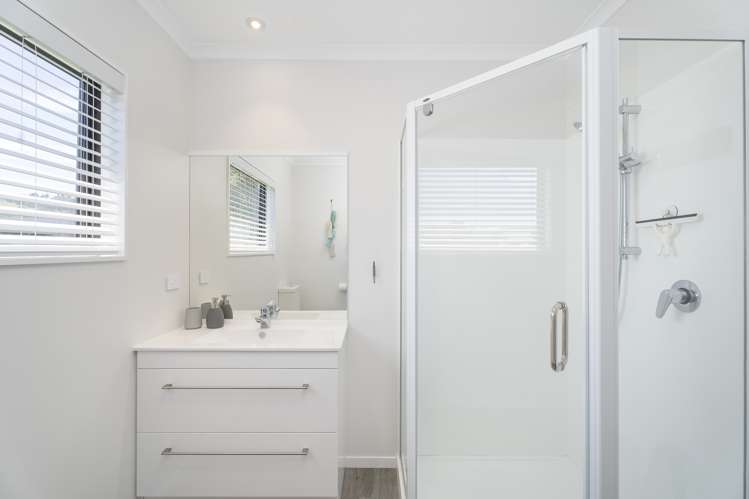 8 Voyager Place Cooks Beach_22