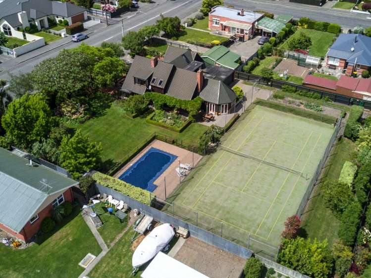 99 Middle Road Allenton_0