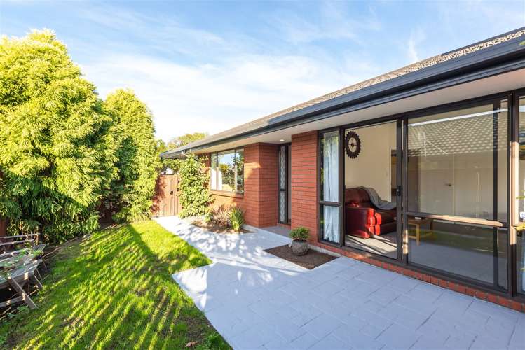 36 Villa Grove Ilam_1