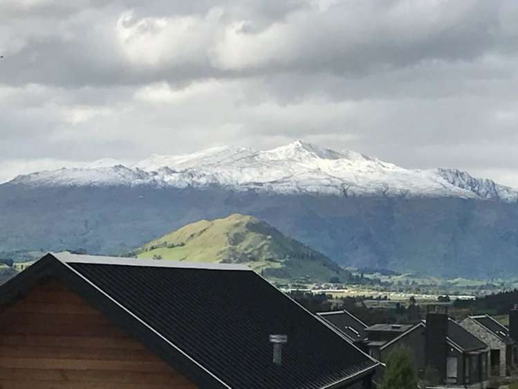 7 Hovingham Court Jacks Point_13