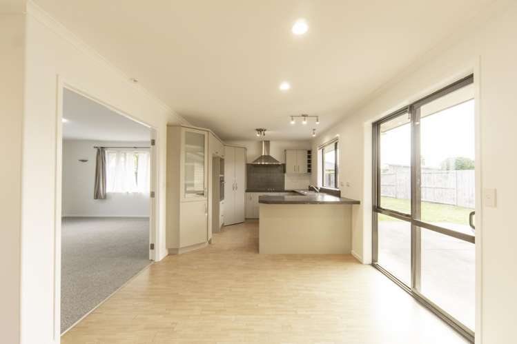 60 Farringdon Avenue Rototuna North_4