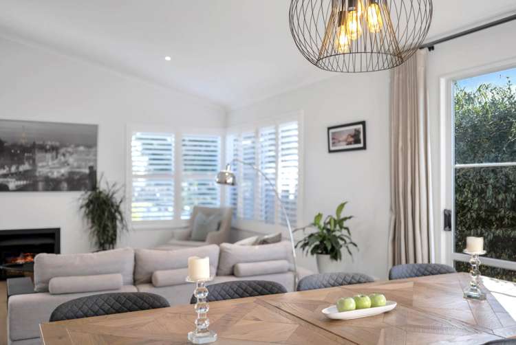 123 Pine Harbour Parade Beachlands_23