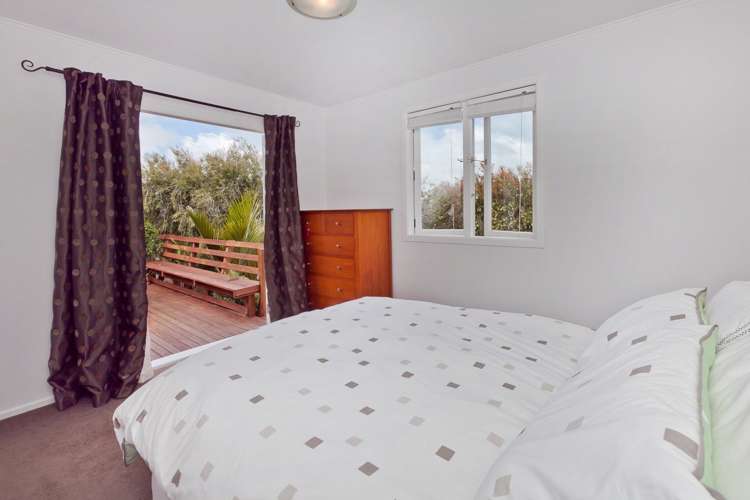 18 Putini Road Mangere Bridge_9