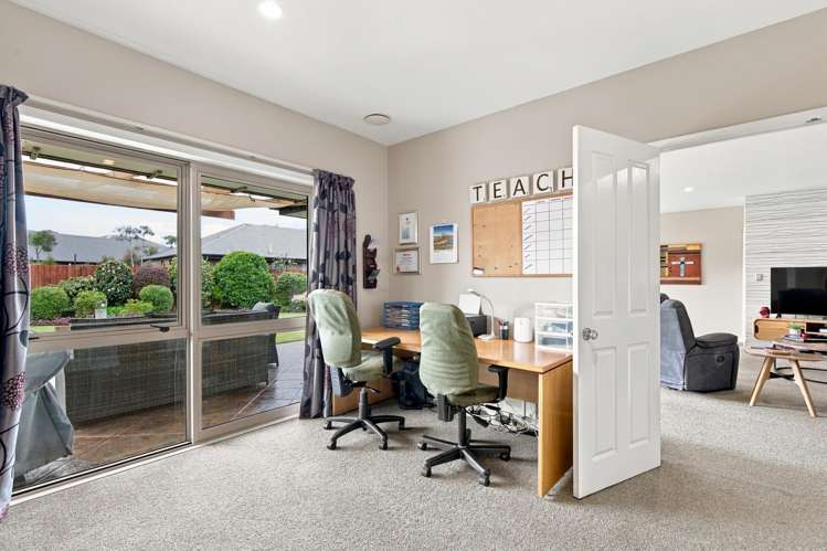 4 Montego Close Shirley_10