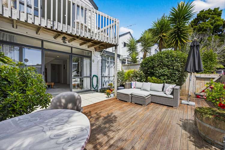 14/61A Birkdale Road Birkdale_17