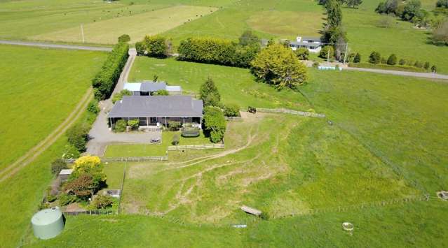 631 Waitohu Valley Road Manakau_1