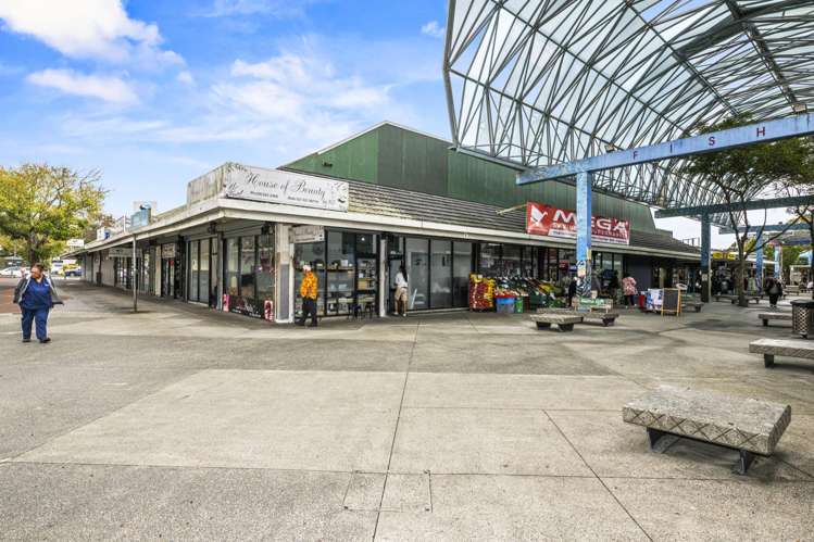 14 Fair Mall Otara_13